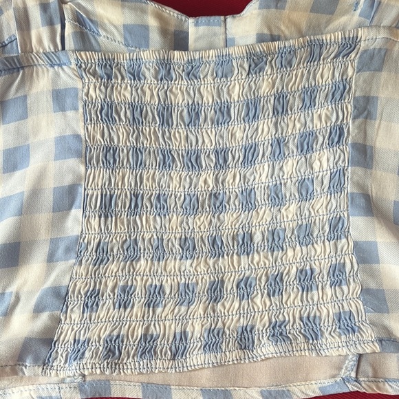 Crop Top, Rabbit 🐇 rose, Size M, Boho Top, Blue and white with gathered back. - Picture 5 of 9